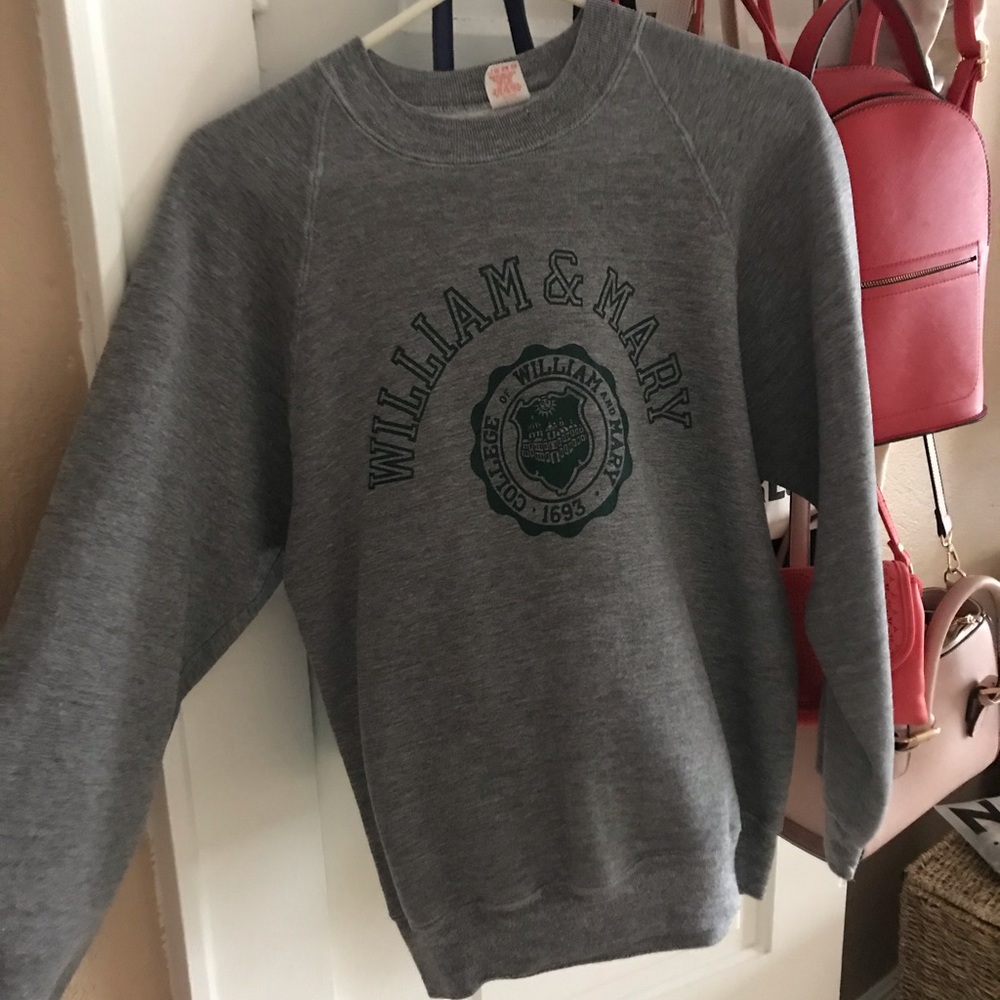 William & Mary crewneck sweatshirt